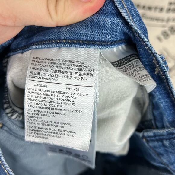 Levi’s 515 Bootcut lighter mid wash blue jeans with pockets - Picture 6 of 10